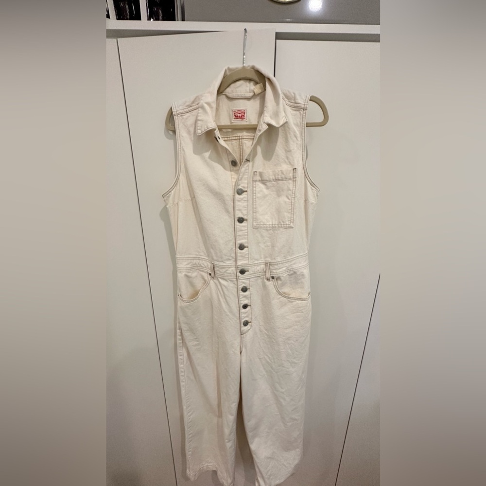 LEVIS SLEEVELESS JUMPSUIT